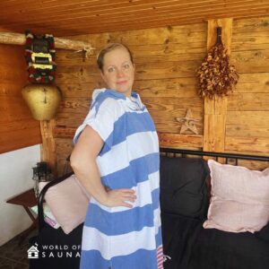 Hamam Poncho sini-valko-punaraidallinen